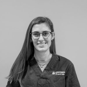 Dott.ssa Ilaria Minuti, veterinario esperto in Anestesia e Algologia