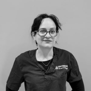 Dr.ssa Teresa Maria Poluzzi, Veterinario esperto in Patologia Clinica e Laboratorio Analisi presso Ospedale Veterinario Baioni