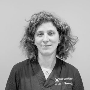 Dr.ssa Serena Spadavecchia, medico esperto in Medicina Interna e Terapia Comportamentale presso l'Ospedale Veterinario Baioni