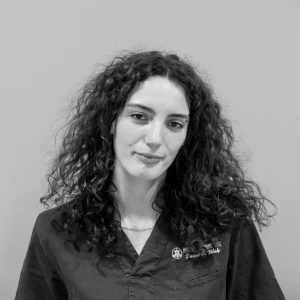 Dott.ssa Irene Vitali, medico veterinario che si dedica a medicina d'urgenza e pronto soccorso presso Ospedale Veterinario Baioni
